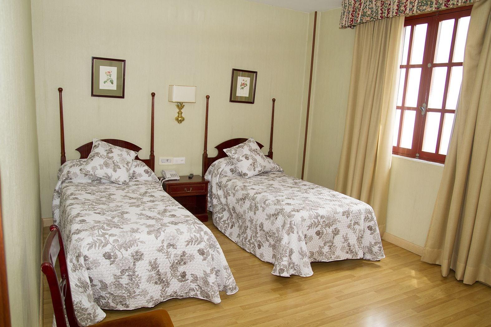 Hotel Sierra De アラセナ エクステリア 写真