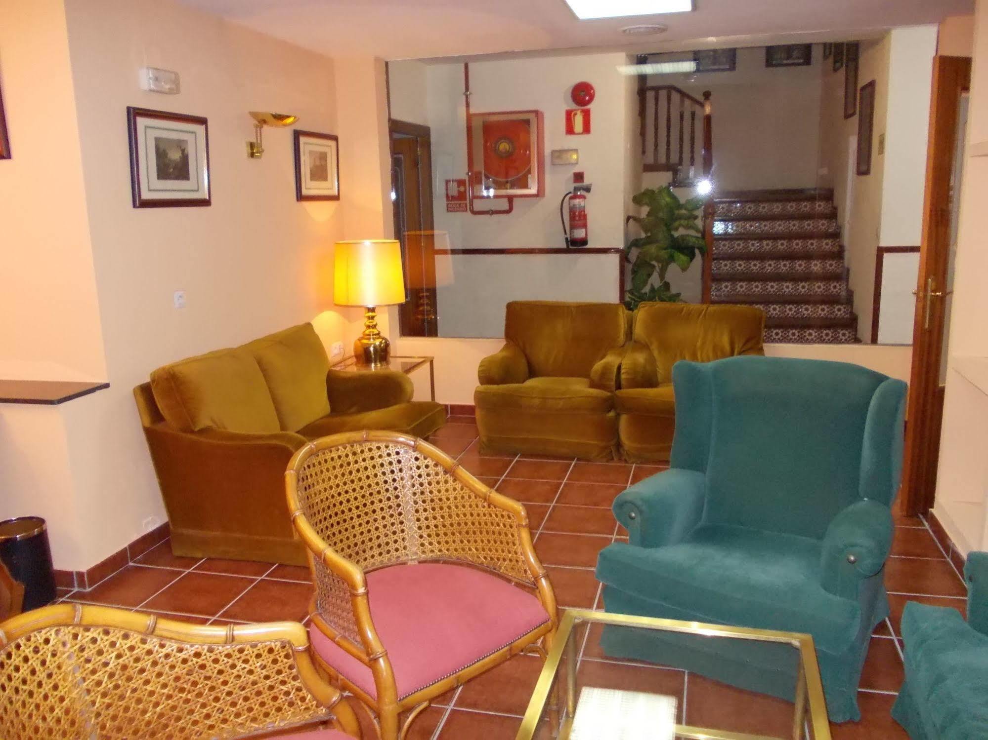 Hotel Sierra De アラセナ エクステリア 写真