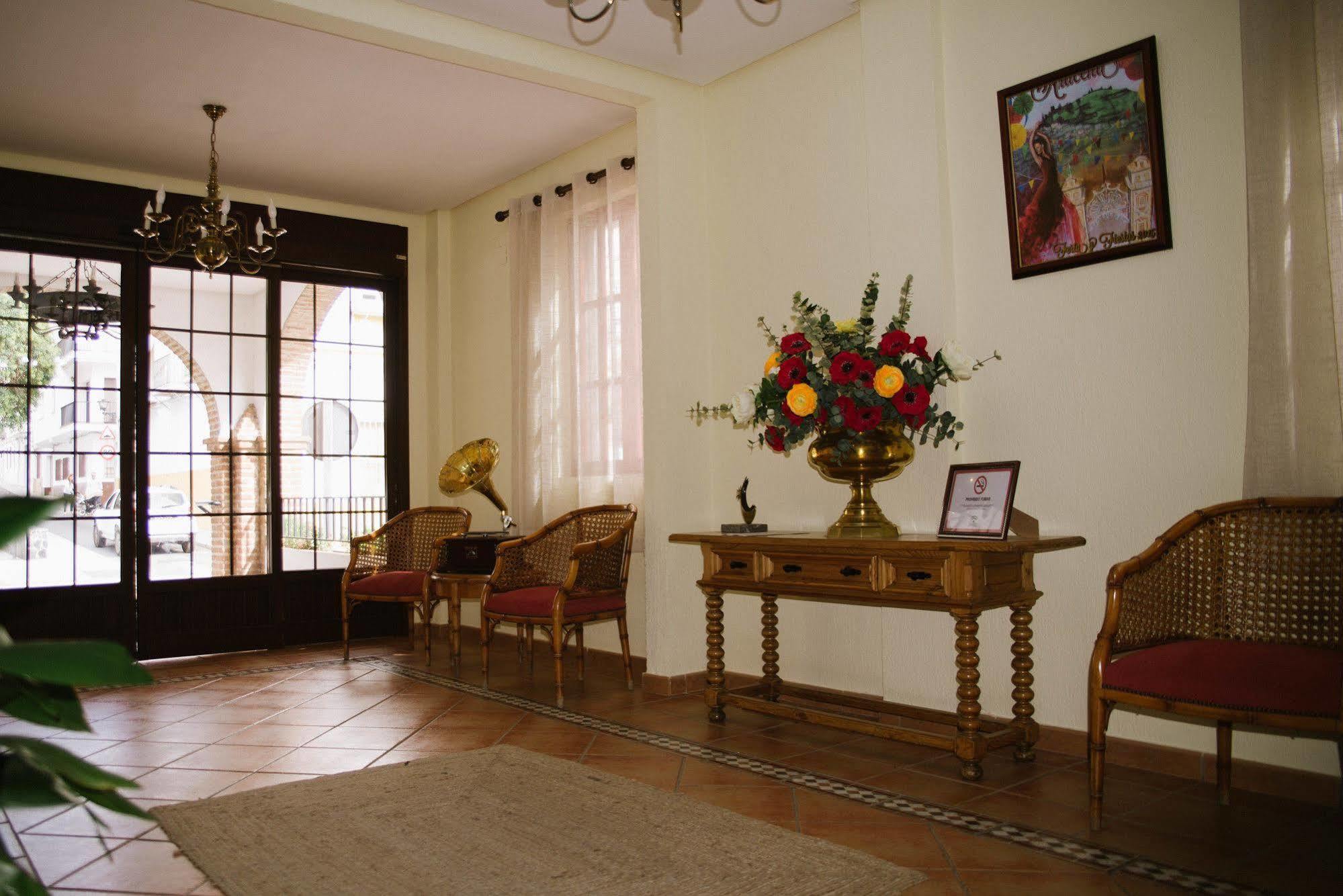 Hotel Sierra De アラセナ エクステリア 写真