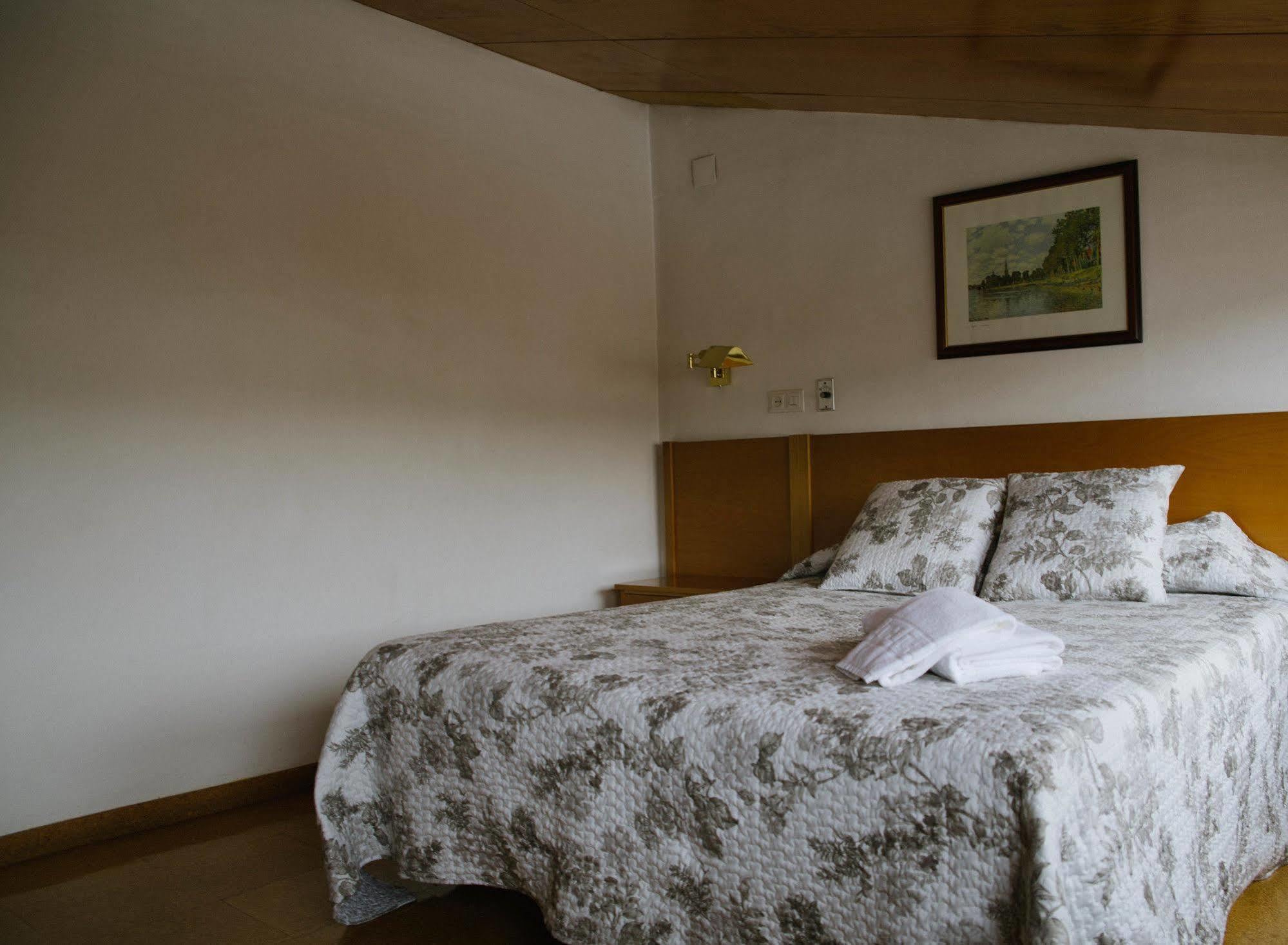 Hotel Sierra De アラセナ エクステリア 写真