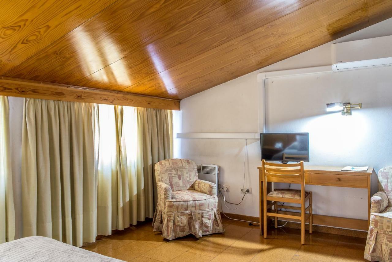 Hotel Sierra De アラセナ エクステリア 写真