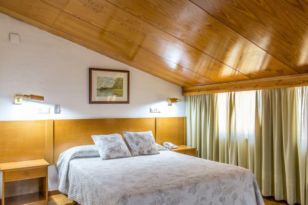 Hotel Sierra De アラセナ エクステリア 写真